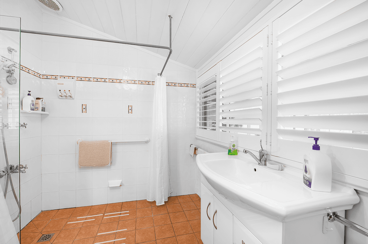 26 Alpha Road, Woy Woy, NSW 2256