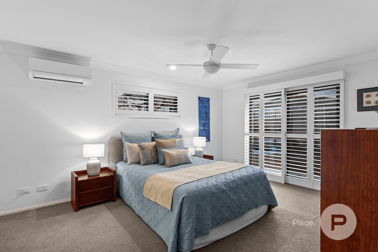 12 Bunyaville Close, Arana Hills, QLD 4054