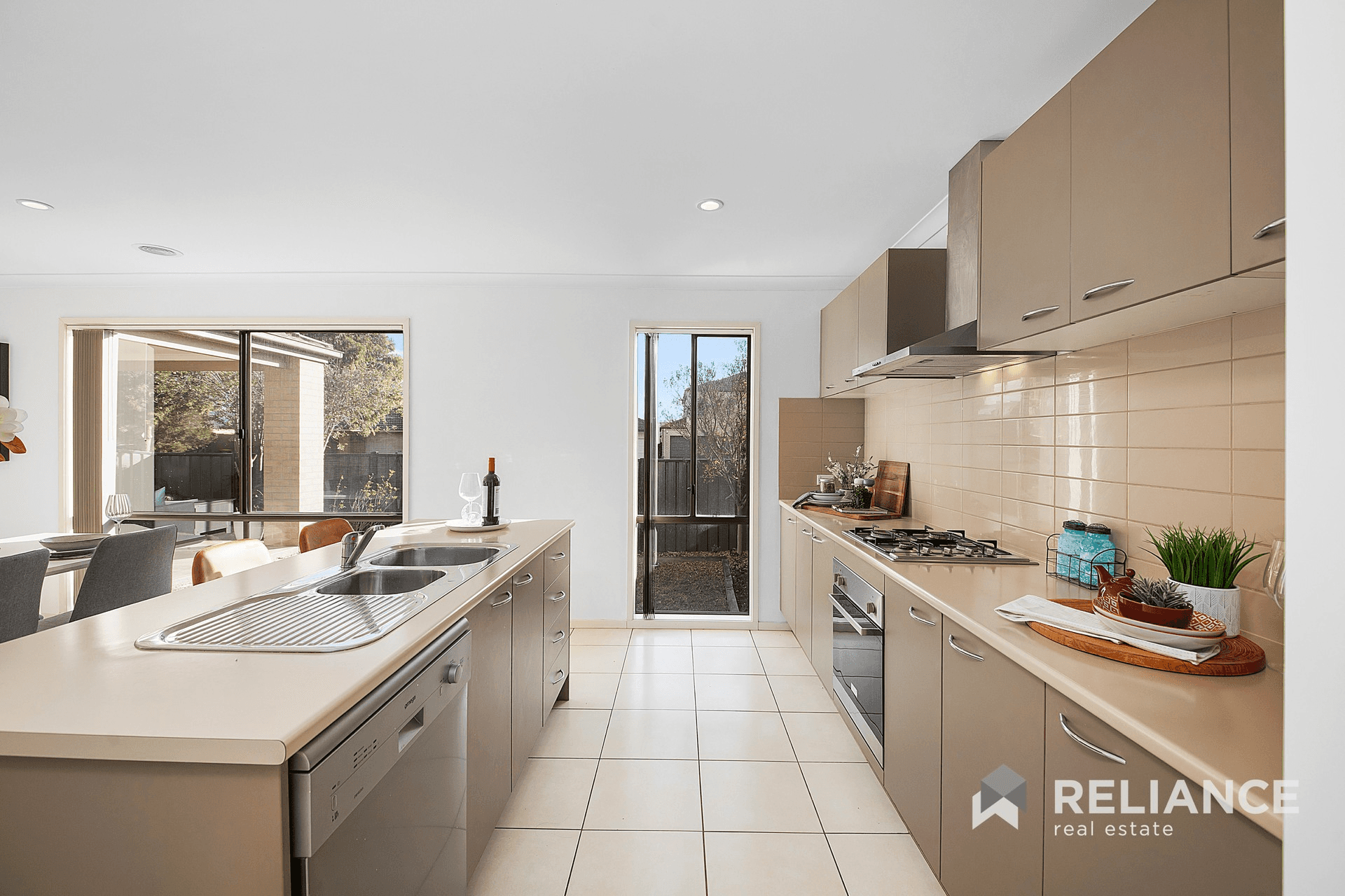 33 Kellerman Drive, Point Cook, VIC 3030