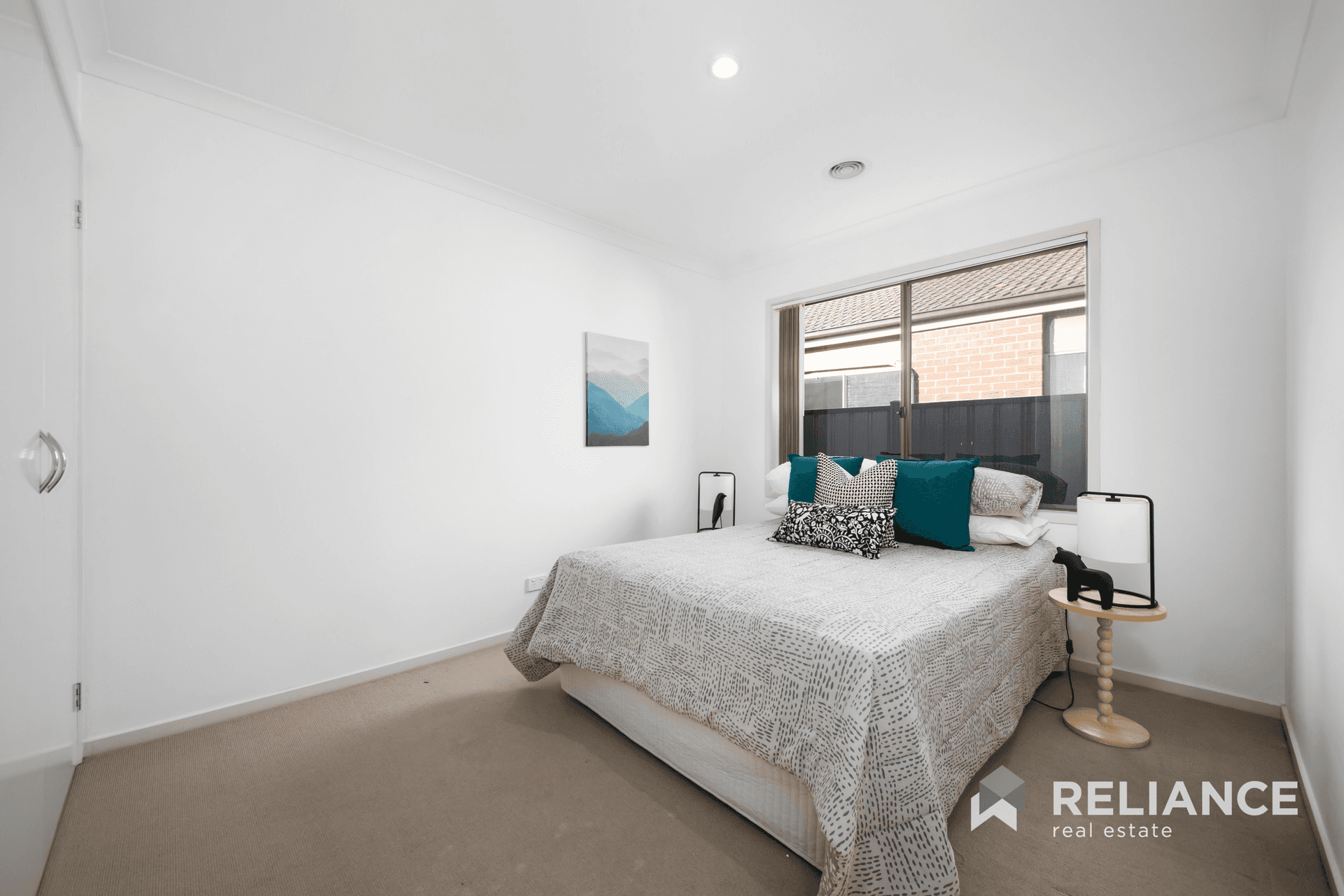 33 Kellerman Drive, Point Cook, VIC 3030