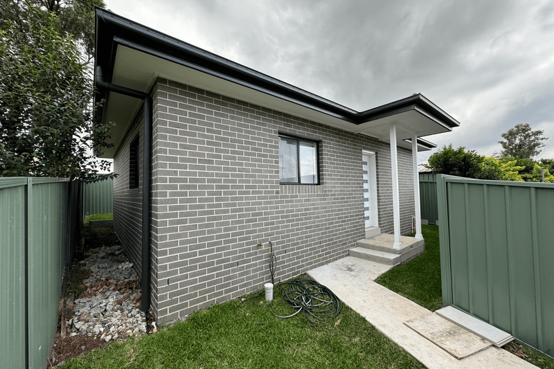 A/24 Mifsud Crescent, Oakhurst, NSW 2761
