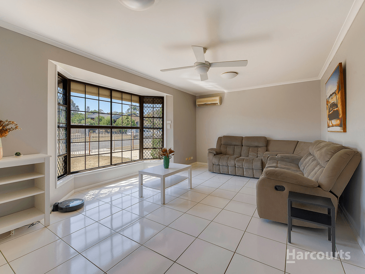 1 Hinkler Street, MORAYFIELD, QLD 4506