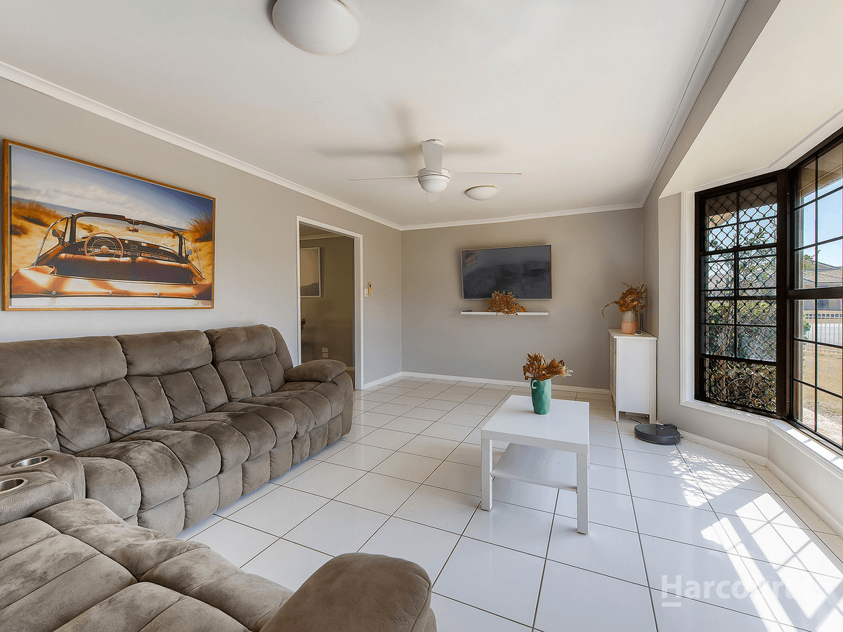 1 Hinkler Street, MORAYFIELD, QLD 4506