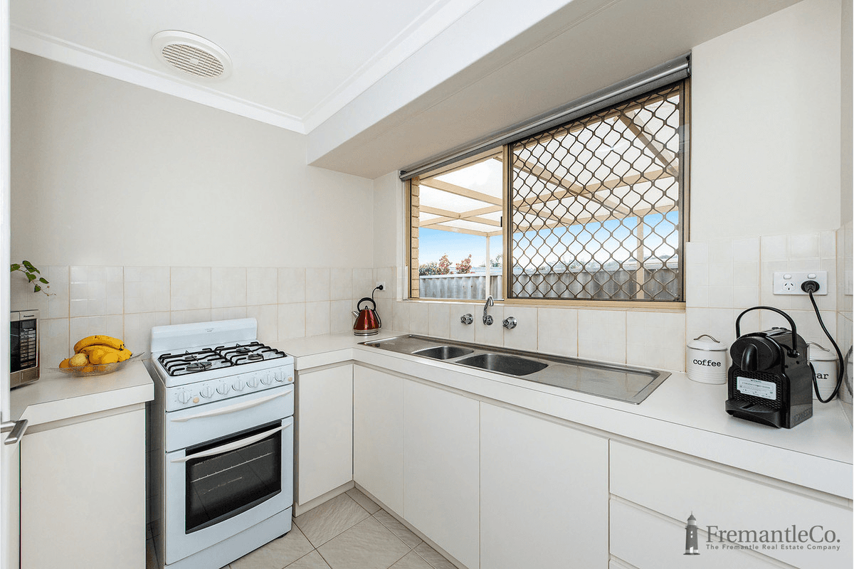 2/2 Bramston Street, Spearwood, WA 6163