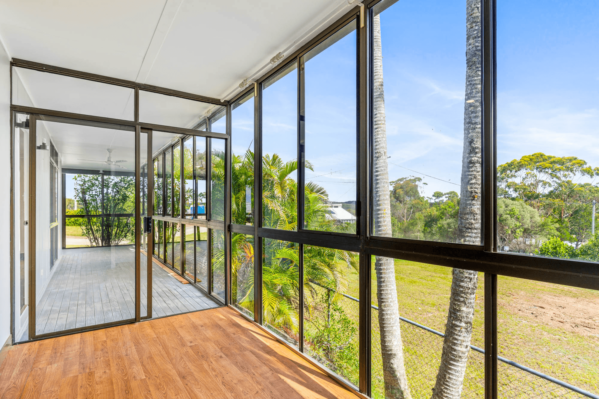 6 Yacht Street, RUSSELL ISLAND, QLD 4184