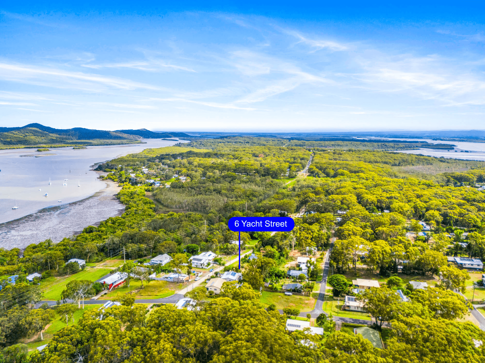 6 Yacht Street, RUSSELL ISLAND, QLD 4184