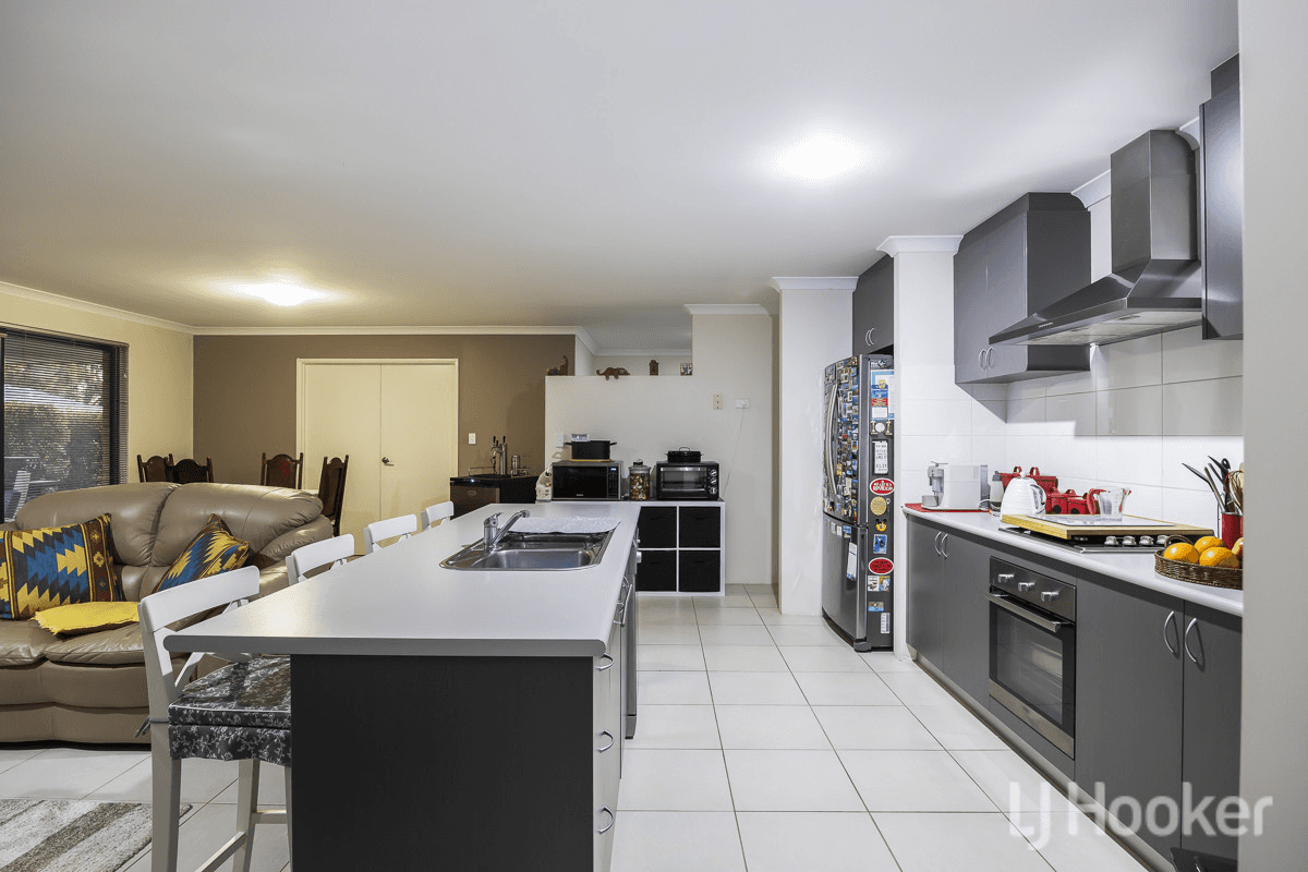 1 Helmsley Parkway, ALKIMOS, WA 6038