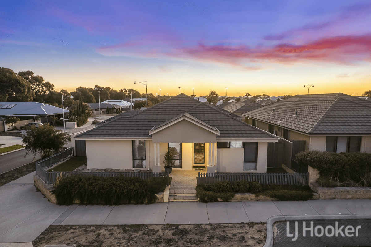 1 Helmsley Parkway, ALKIMOS, WA 6038