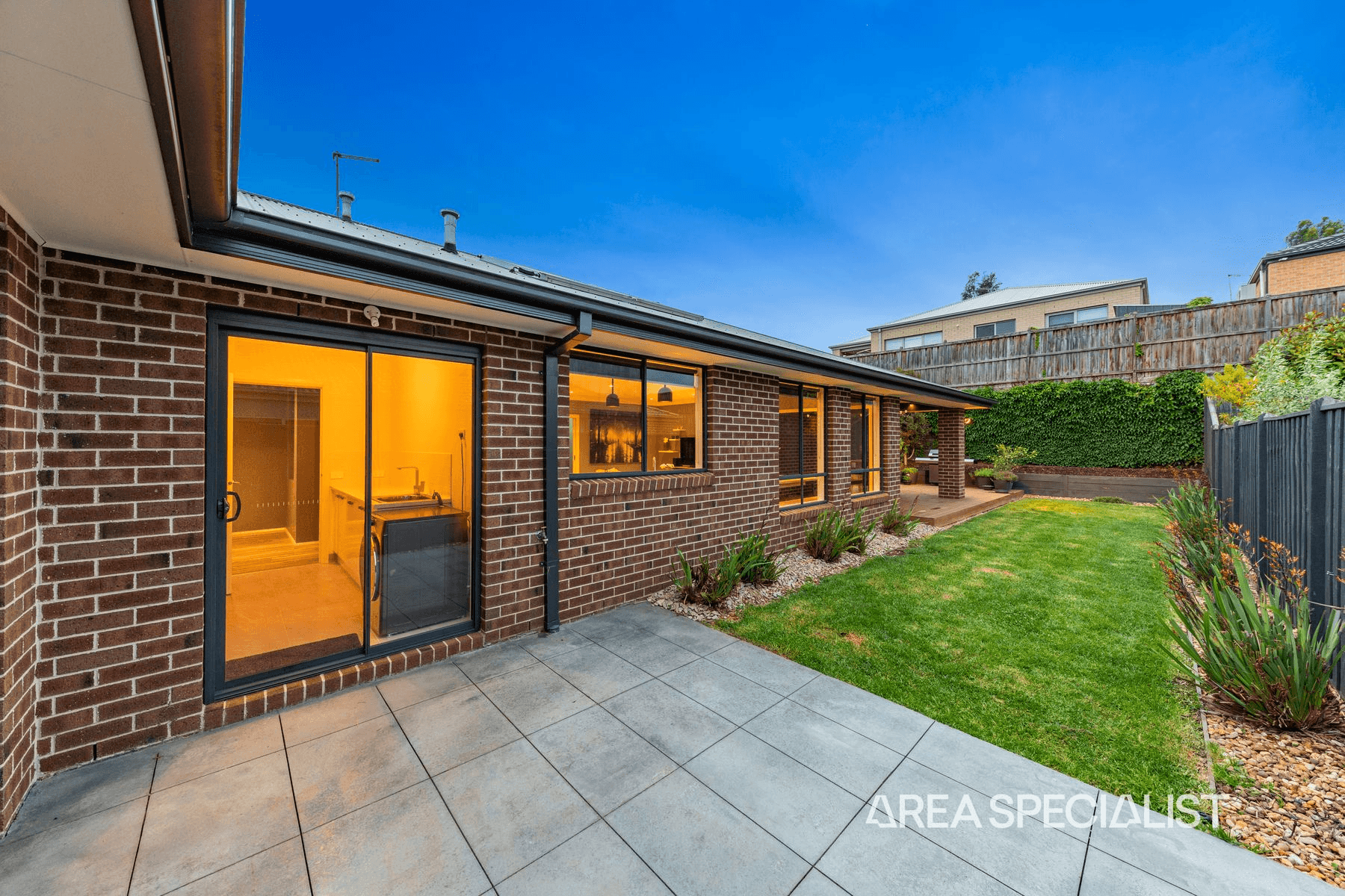 17 Viewgrand Drive, Pakenham, VIC 3810