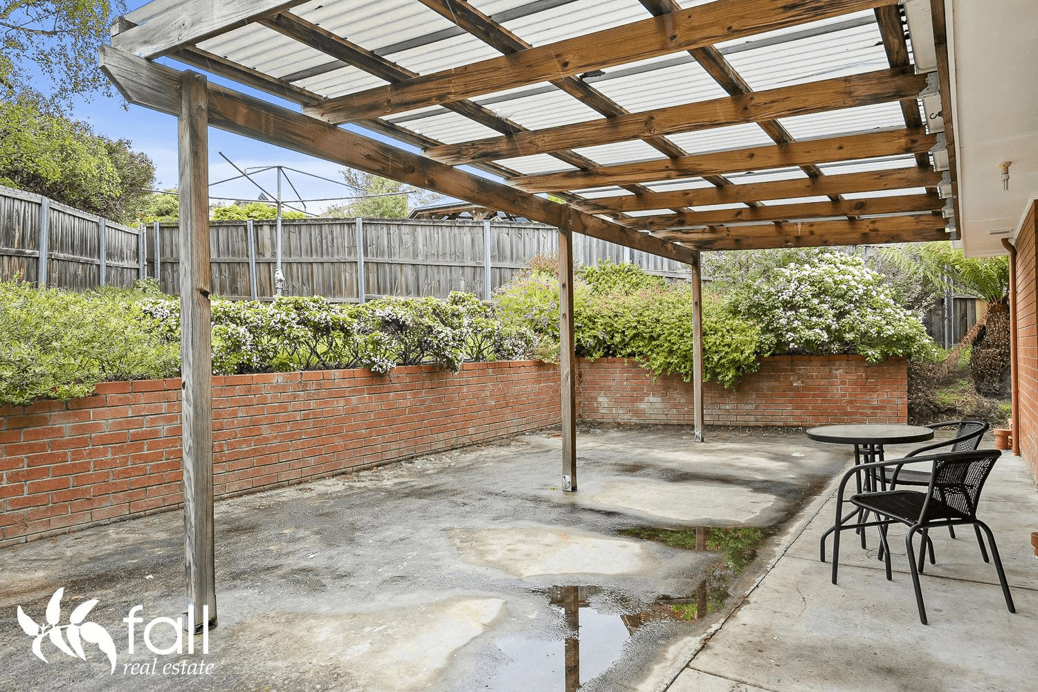 2 Calder Crescent, BLACKMANS BAY, TAS 7052