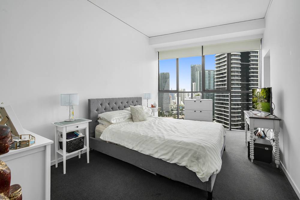 2403/22 Surf Parade, BROADBEACH, QLD 4218