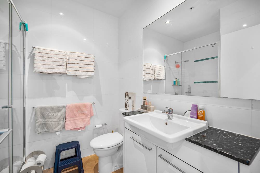 2403/22 Surf Parade, BROADBEACH, QLD 4218