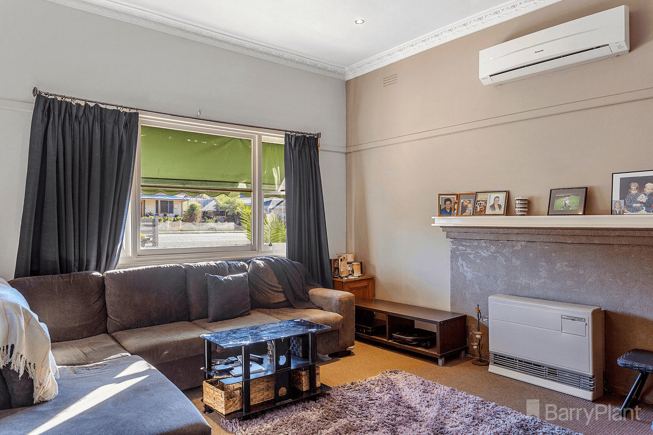 5 Spring Gully Road, Quarry Hill, VIC 3550