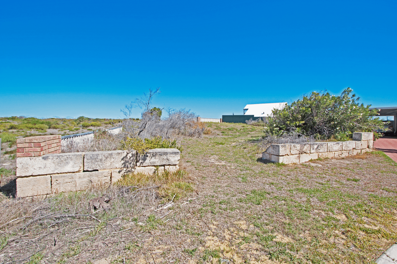 2 Huelva Place, CERVANTES, WA 6511