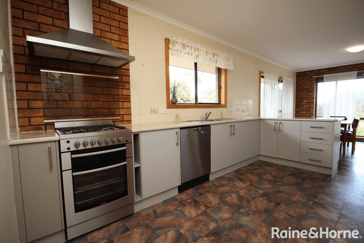 84 Kurara Road, PORT LINCOLN, SA 5606