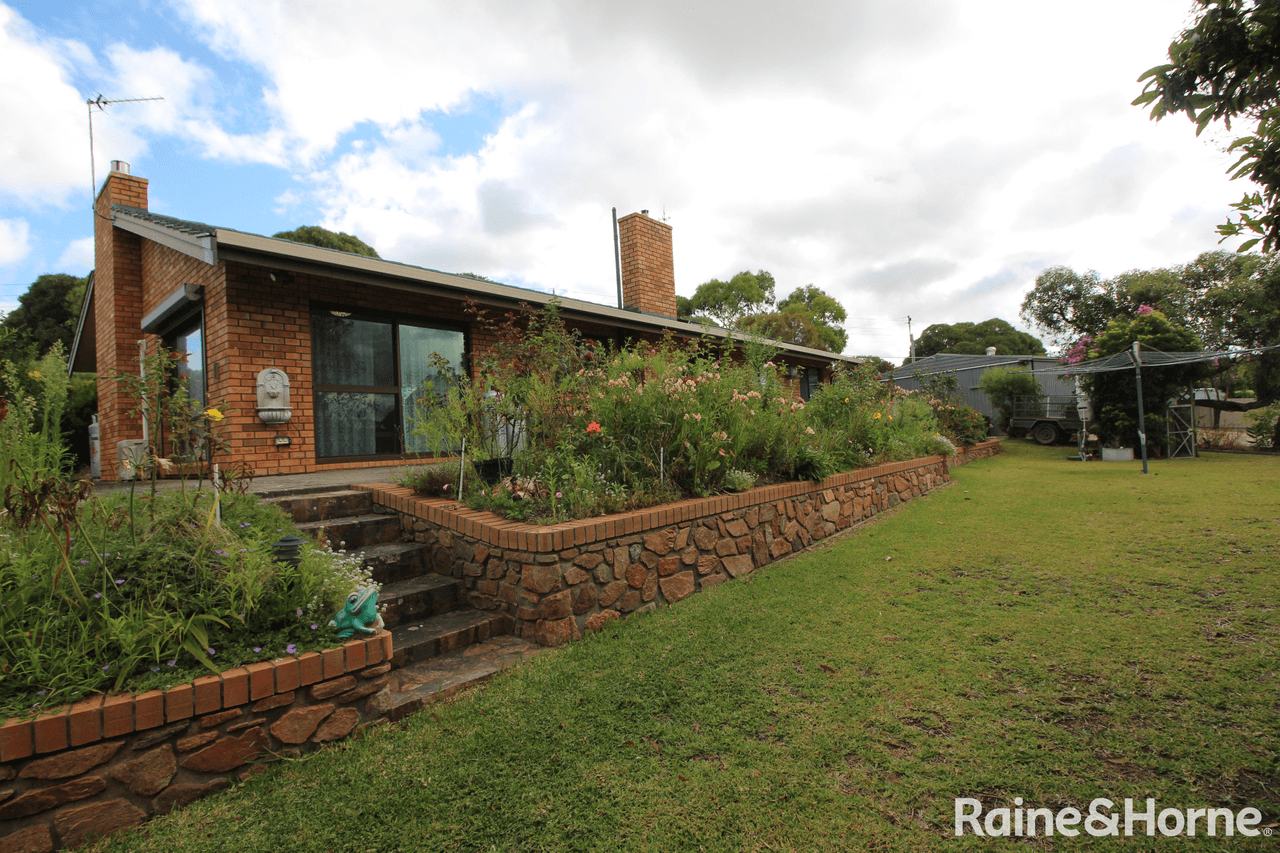 84 Kurara Road, PORT LINCOLN, SA 5606