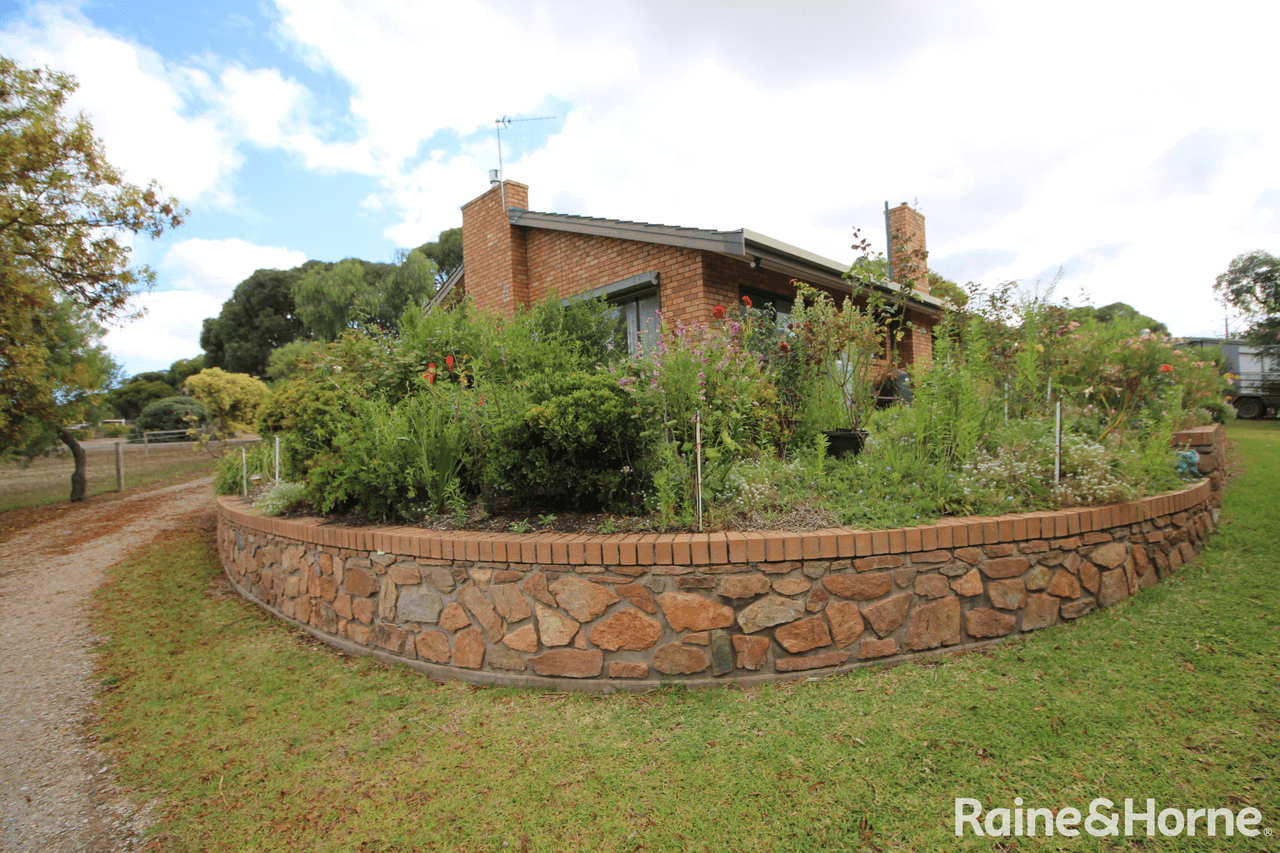 84 Kurara Road, PORT LINCOLN, SA 5606