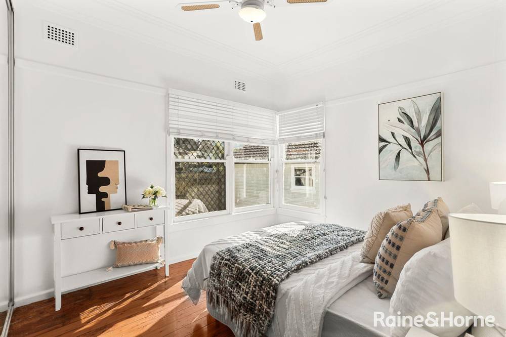 96 Boundary Road, MORTDALE, NSW 2223