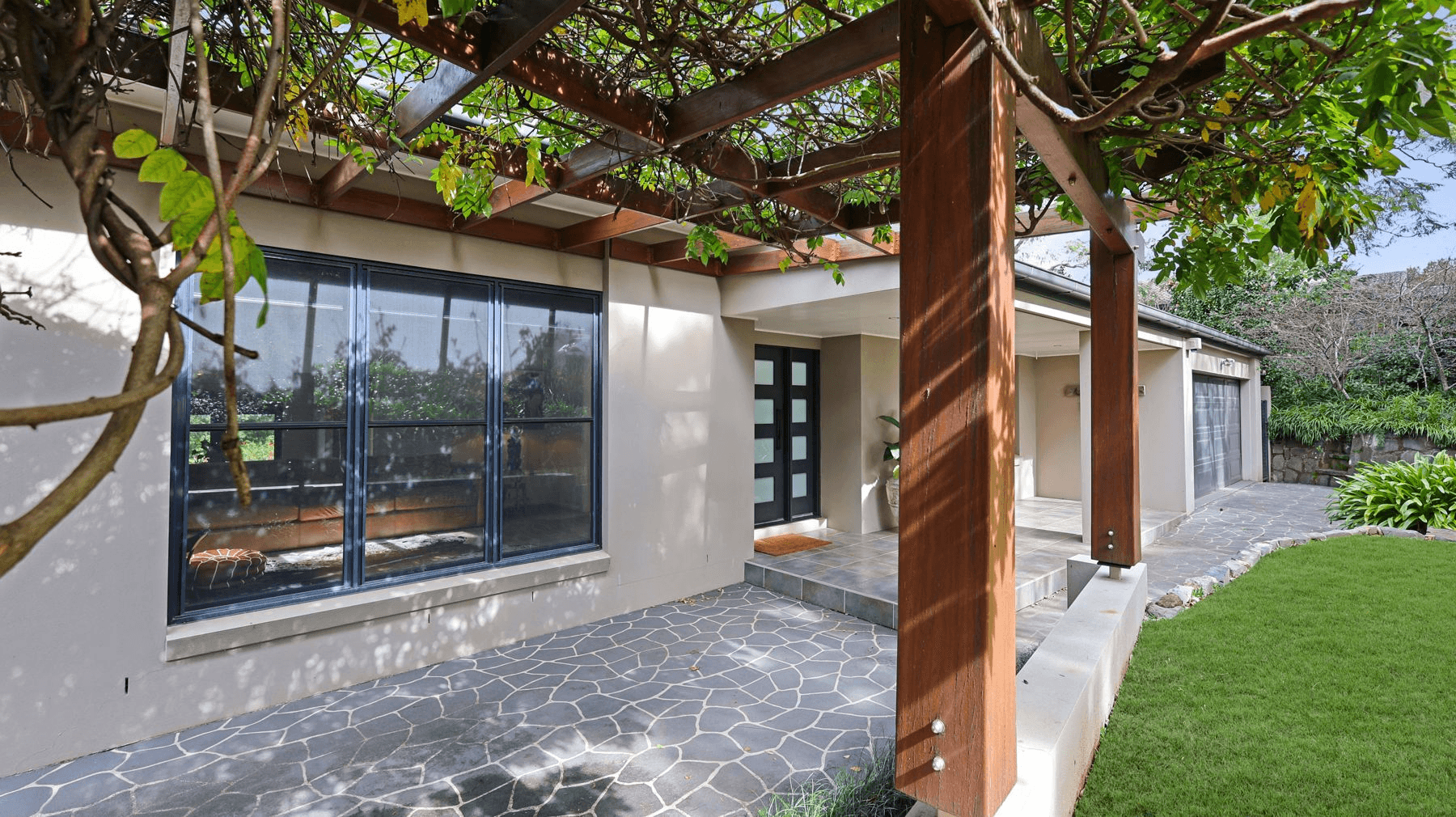6 Fletcher Street, EAST TOOWOOMBA, QLD 4350