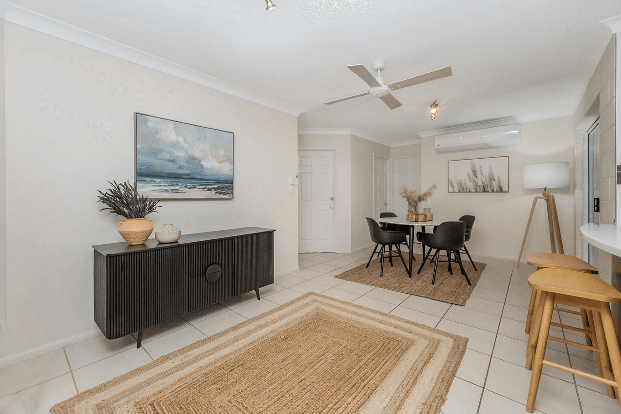 4 Mostyn Crescent, BUSHLAND BEACH, QLD 4818