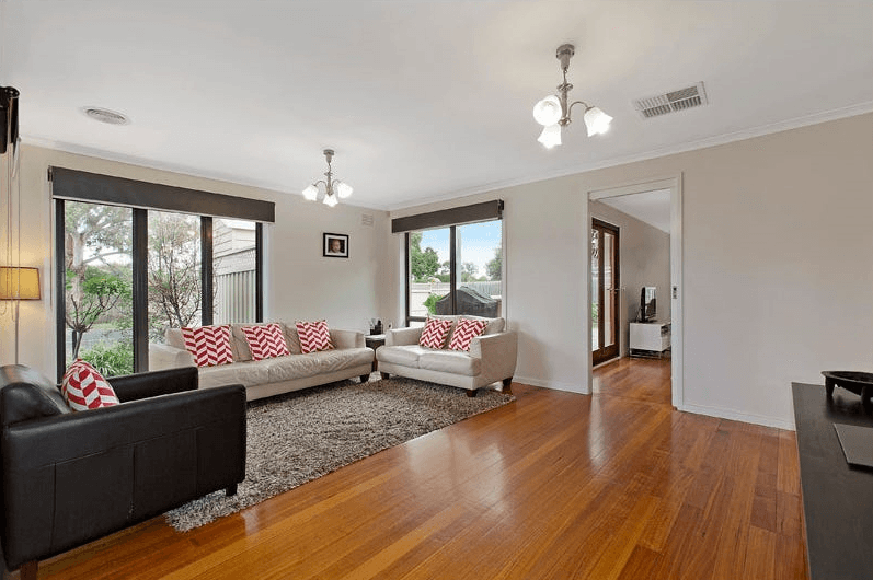 120  Howard Road, DINGLEY VILLAGE, VIC 3172