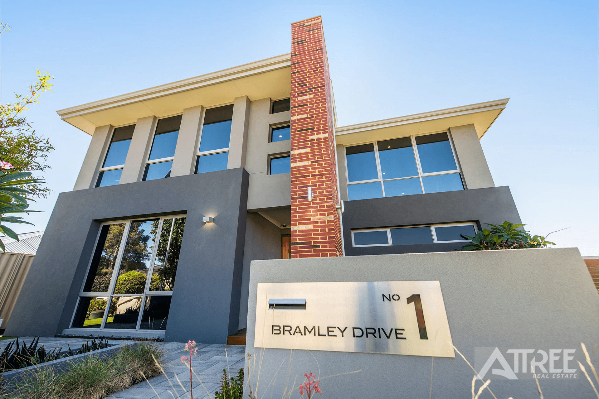 1 Bramley Drive, CANNING VALE, WA 6155