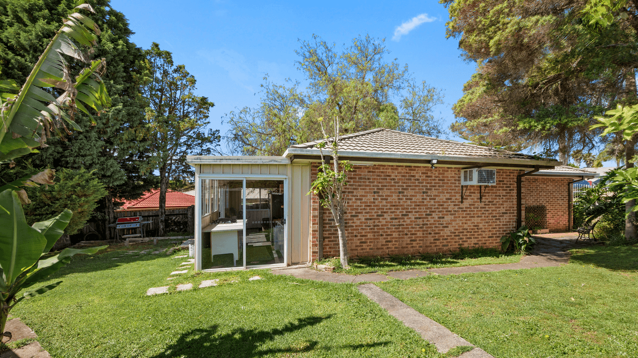 10 Ferrari Place, INGLEBURN, NSW 2565