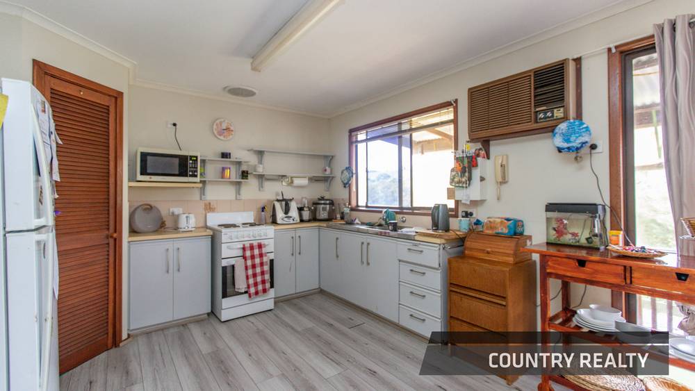 1 Harcourt Street, Toodyay, WA 6566