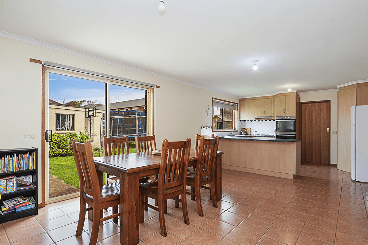 10 Henry Street, WARRNAMBOOL, VIC 3280