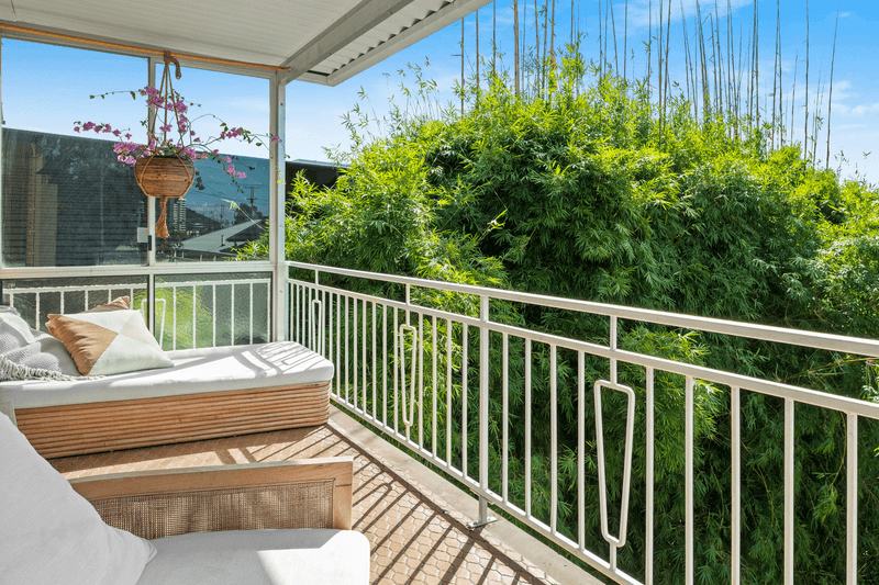 8/29 West Street, Burleigh Heads, QLD 4220