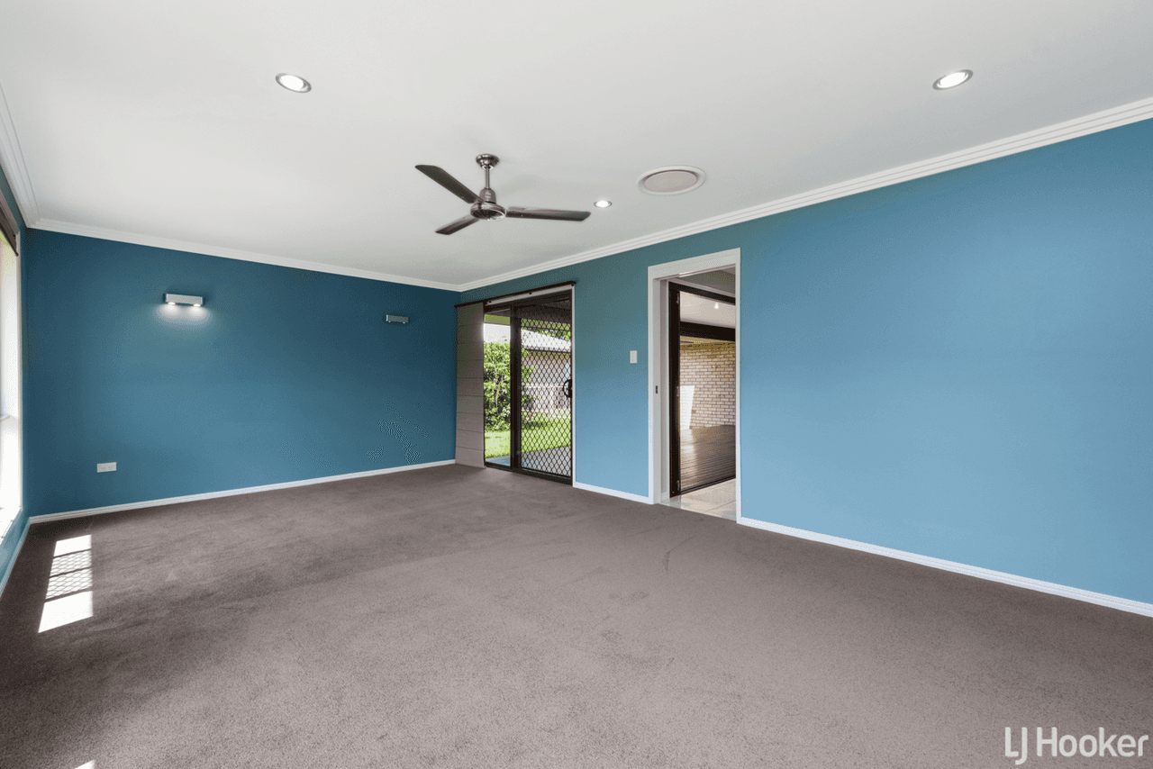 84 Springfield Drive, NORMAN GARDENS, QLD 4701