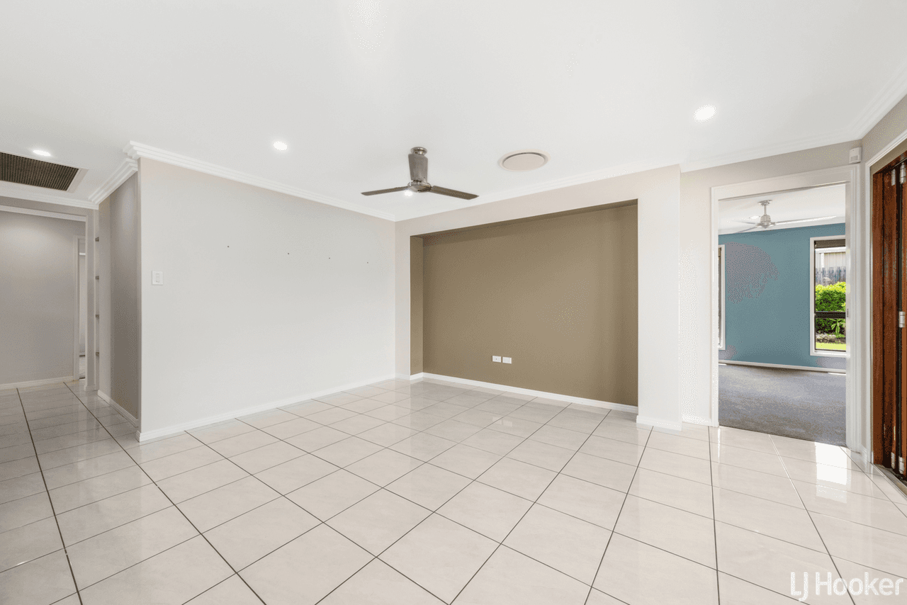 84 Springfield Drive, NORMAN GARDENS, QLD 4701