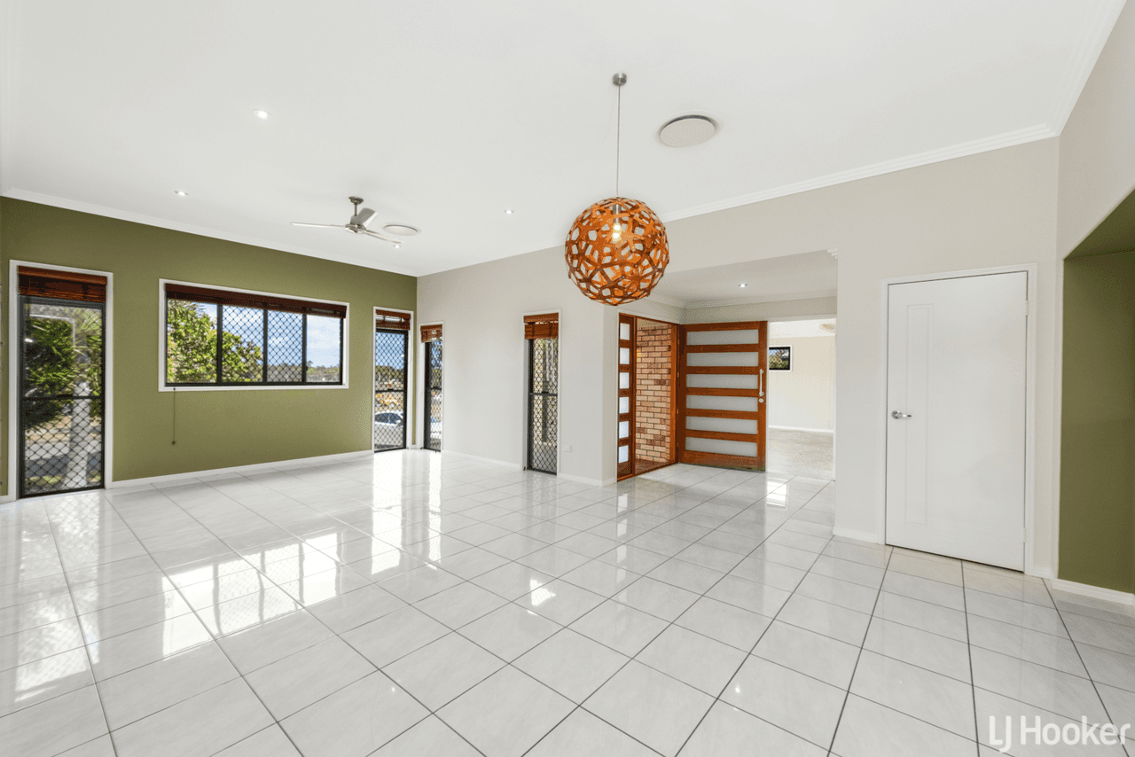 84 Springfield Drive, NORMAN GARDENS, QLD 4701