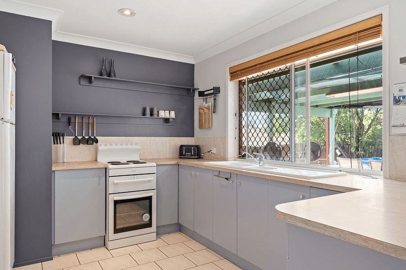 6 Rossmore Street, Heritage Park, QLD 4118