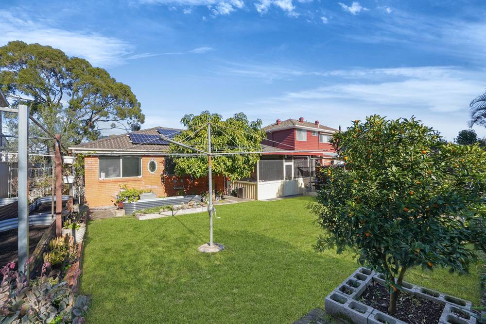 33 Lewis Street, SOUTH WENTWORTHVILLE, NSW 2145