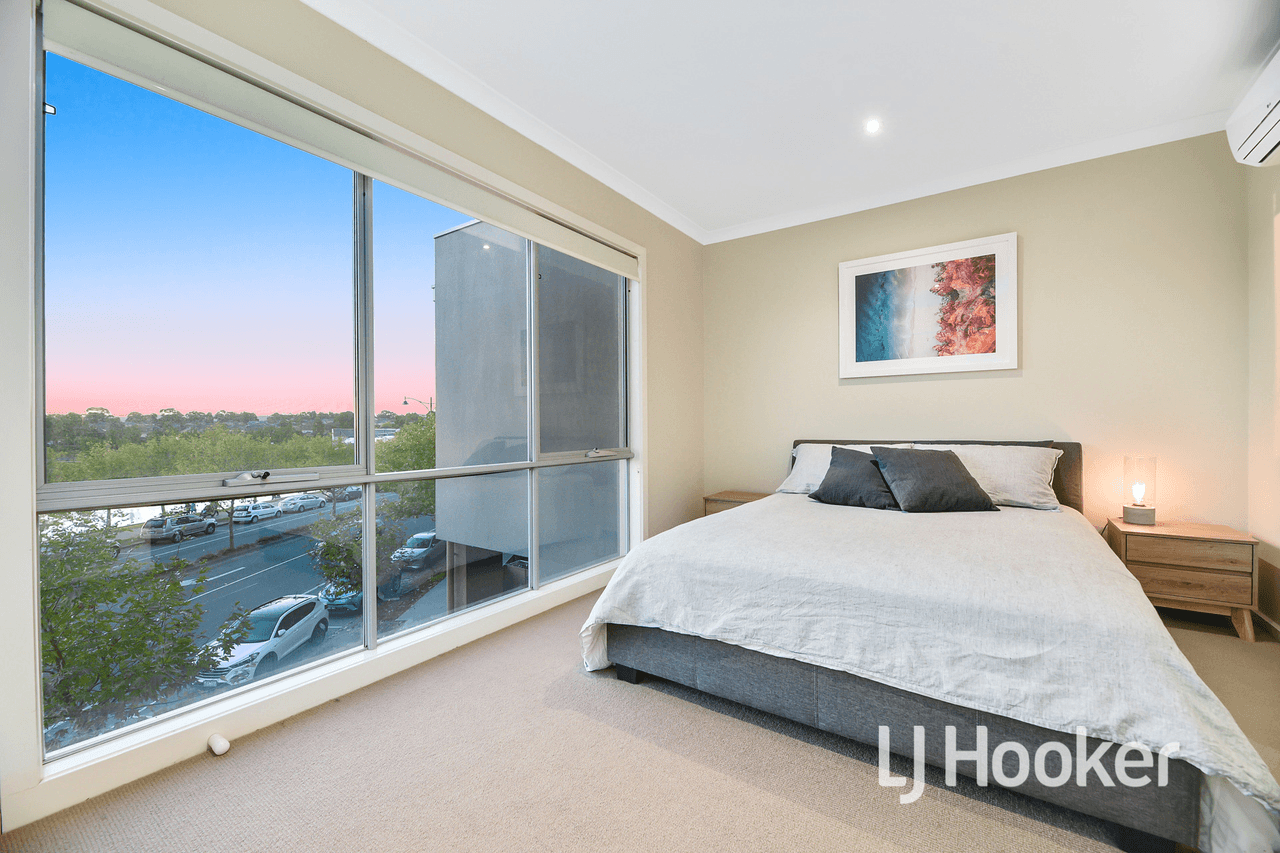 75 Lakeside Boulevard, PAKENHAM, VIC 3810