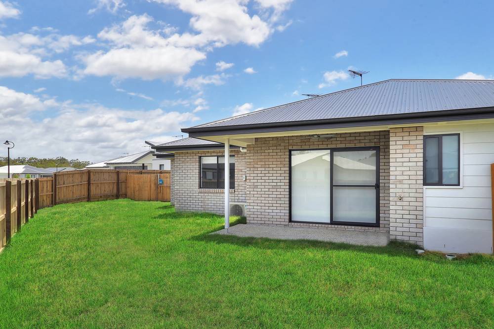 25 Aaron Circuit, BROWNS PLAINS, QLD 4118