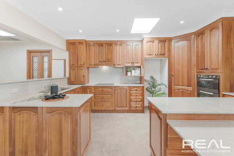 53 Flinders Drive, VALLEY VIEW, SA 5093