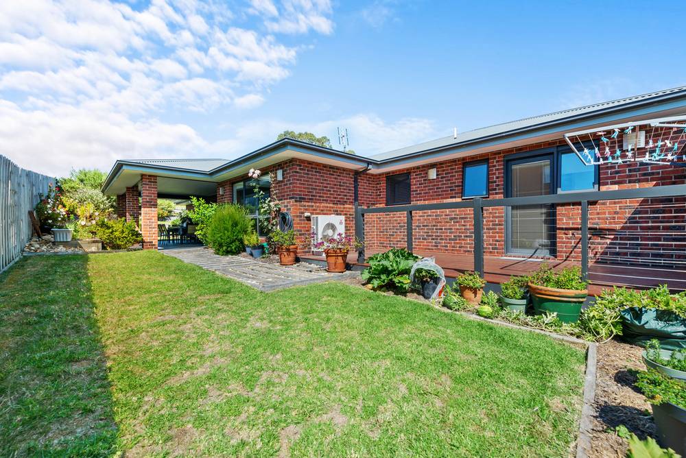 55 COUNTRY CLUB Drive, Lakes Entrance, VIC 3909