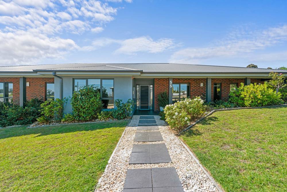 55 COUNTRY CLUB Drive, Lakes Entrance, VIC 3909