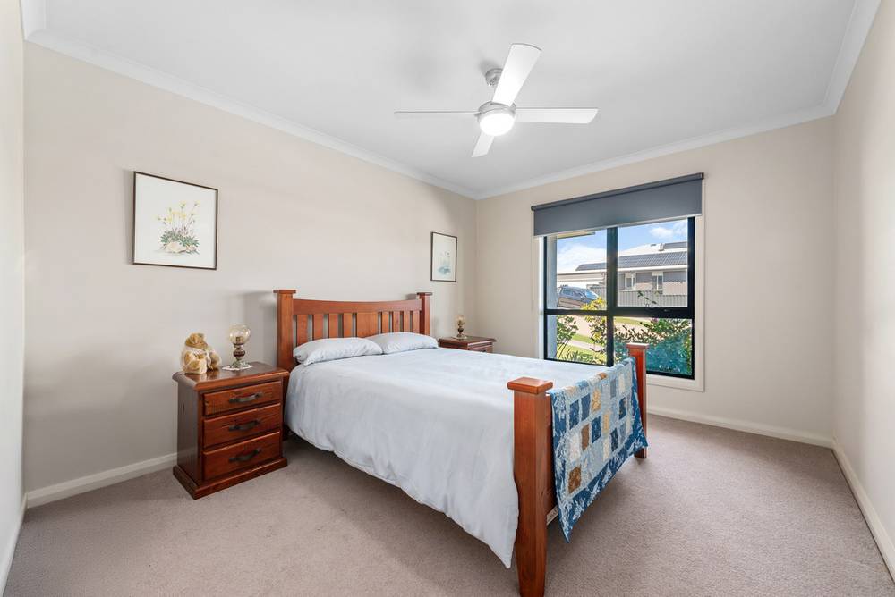 55 COUNTRY CLUB Drive, Lakes Entrance, VIC 3909