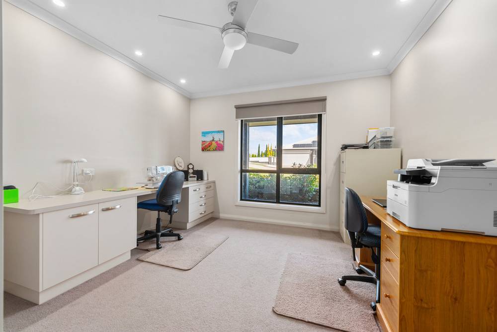 55 COUNTRY CLUB Drive, Lakes Entrance, VIC 3909