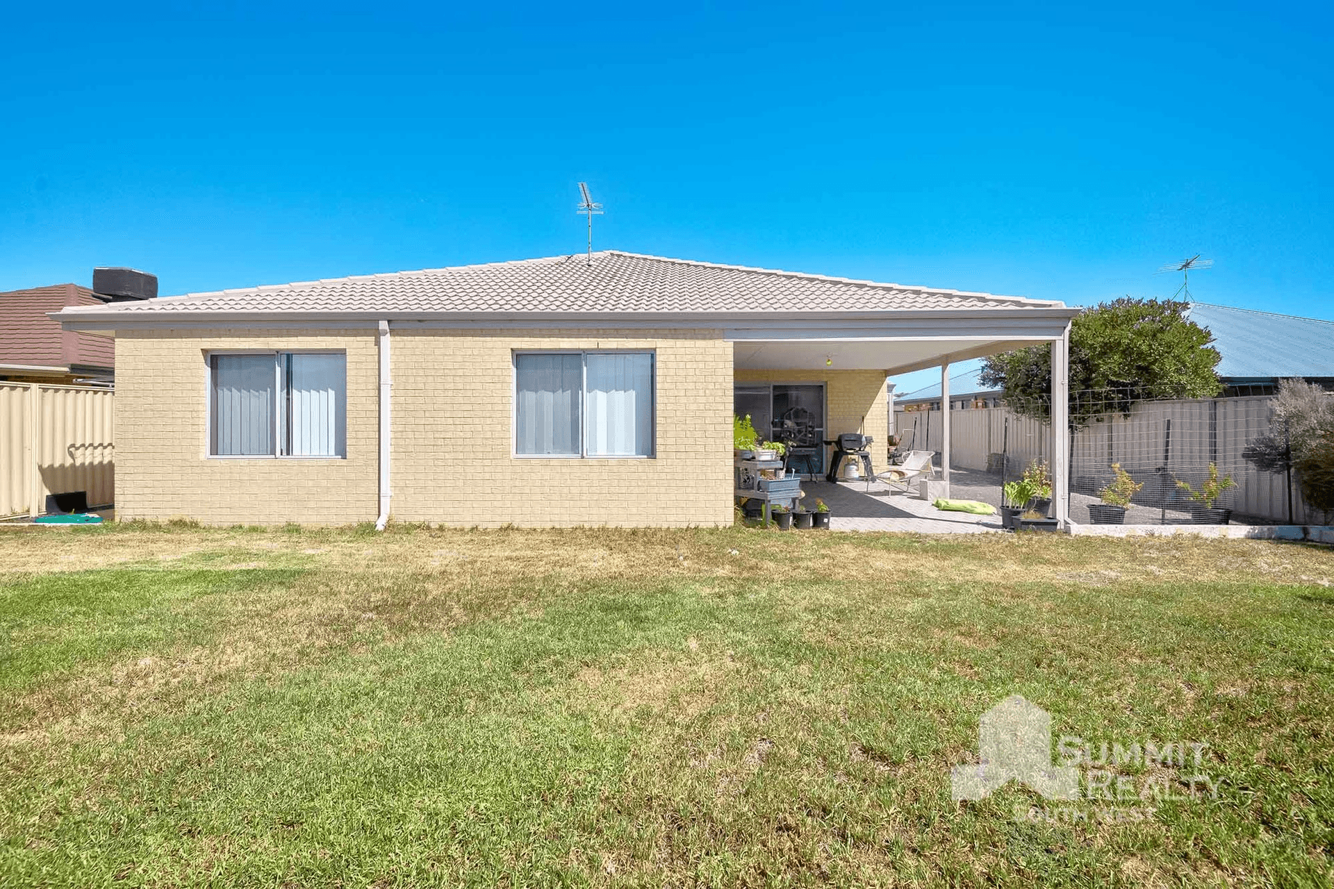 14 Huxtable Road, Capel, WA 6271