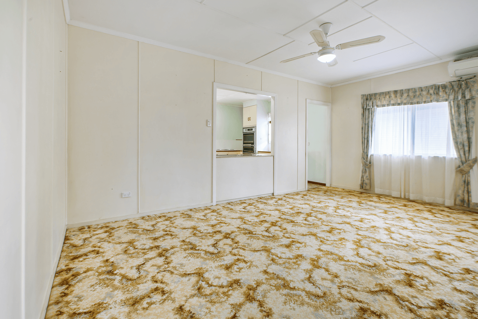 7 Crown Street, WYNNUM, QLD 4178