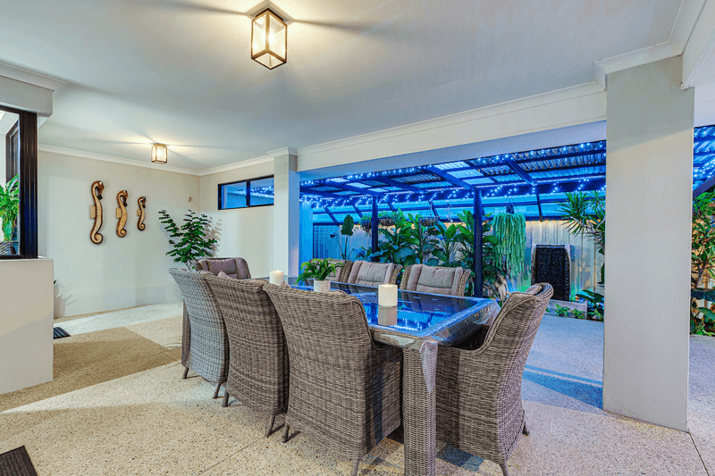 9 Wrasse Corner, YANCHEP, WA 6035