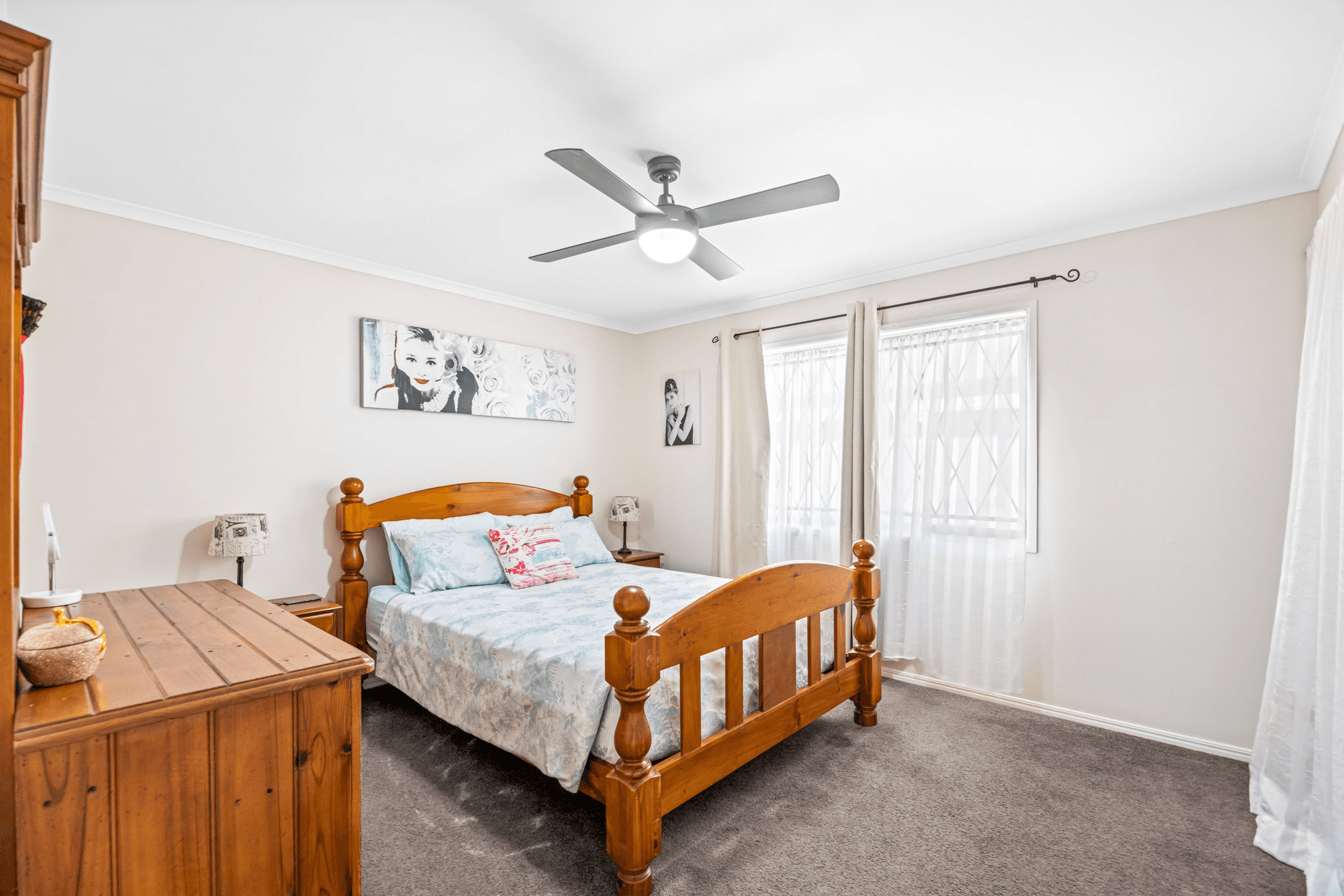 8 Woodview Street, Browns Plains, QLD 4118