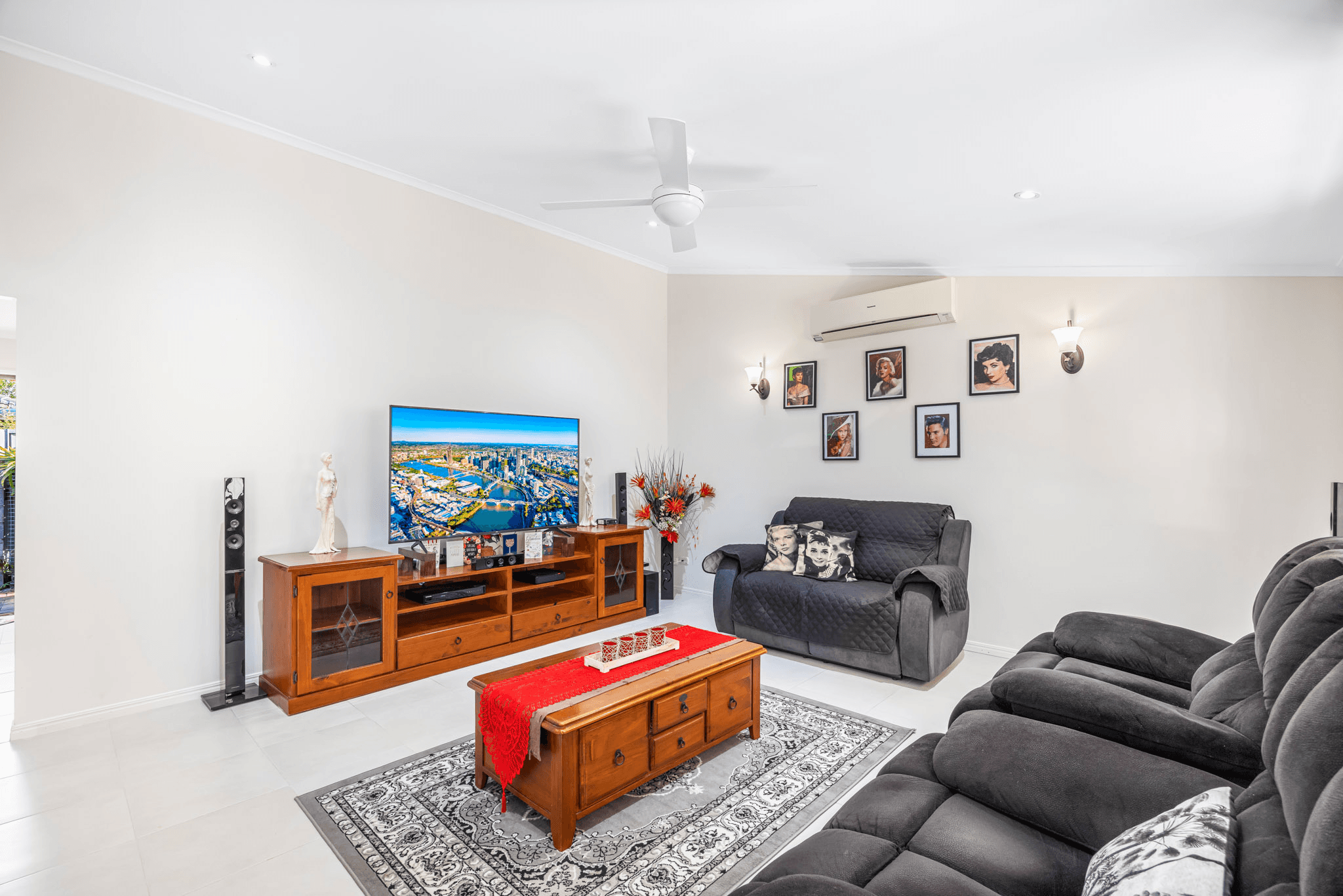 8 Woodview Street, Browns Plains, QLD 4118