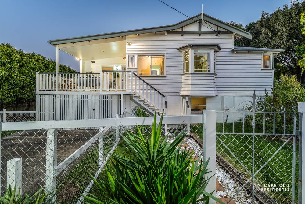 9 School Street, HENDRA, QLD 4011