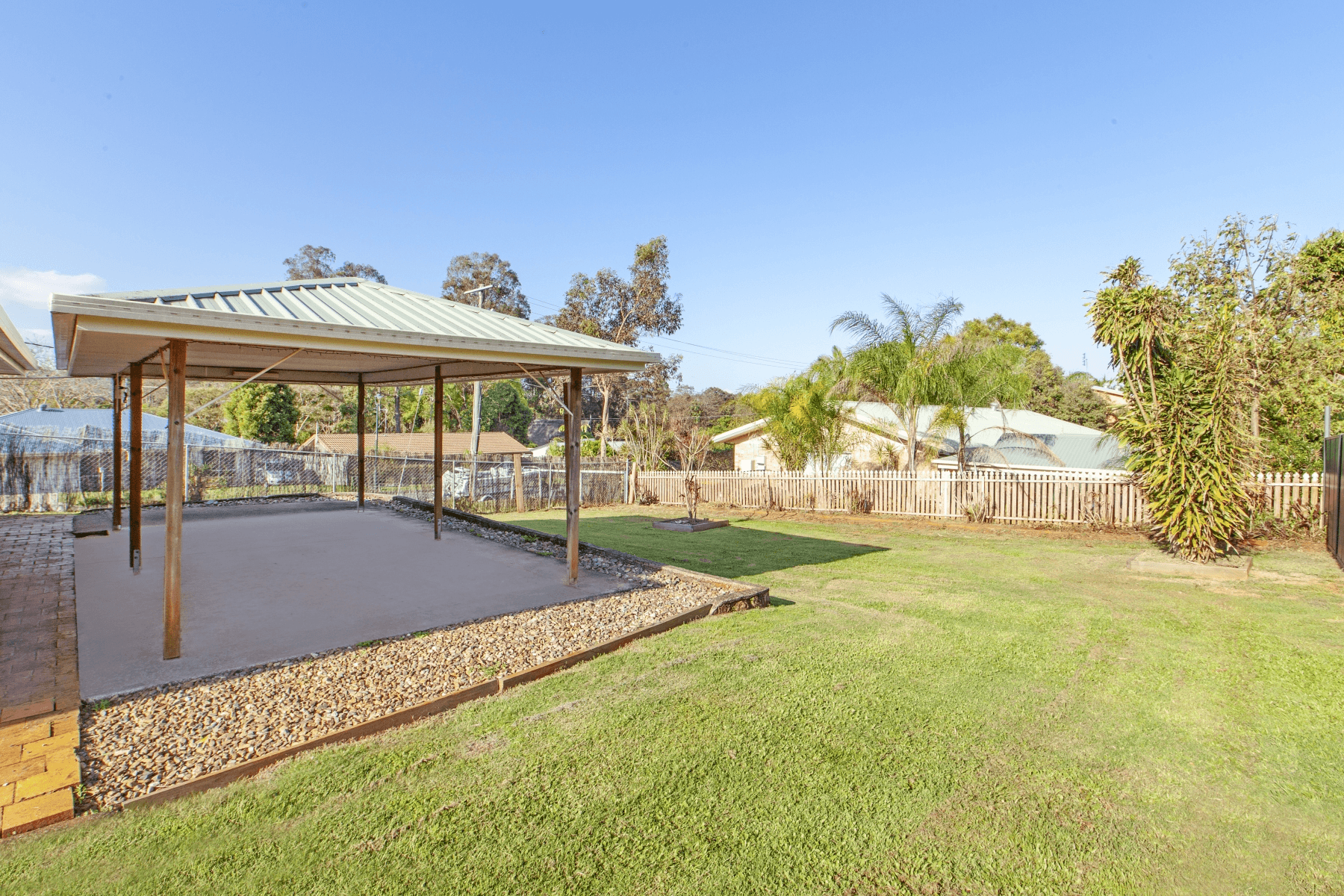 14 Ruwa Drive, GLASS HOUSE MOUNTAINS, QLD 4518