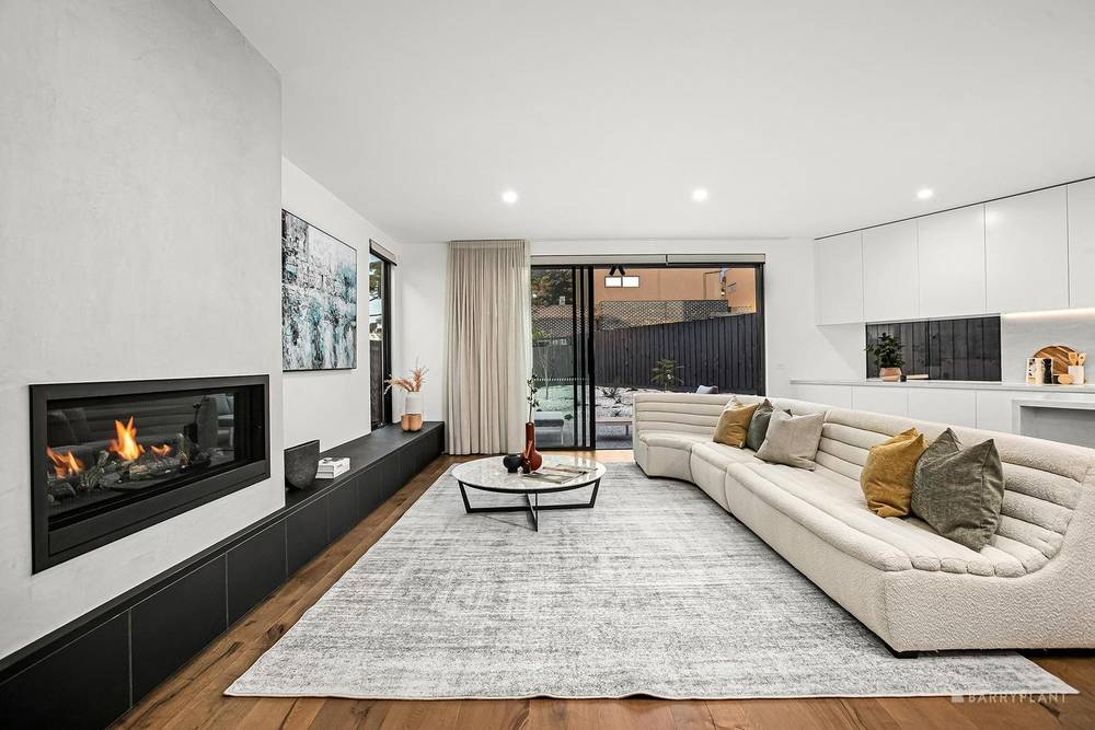 1 Viewhill Road, BALWYN NORTH, VIC 3104